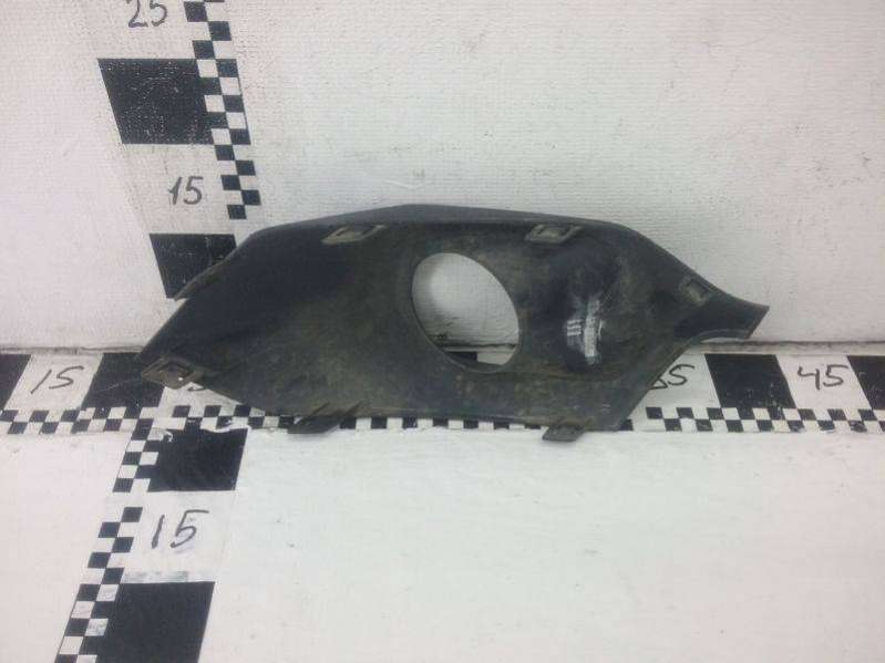 8321A641 Рамка ПТФ передней левой Mitsubishi Pajero Sport 3  Mitsubishi Pajero Sport 2015г. | Фото № 2  8321A641 Рамка ПТФ передней левой Mitsubishi Pajero Sport 3  Mitsubishi Pajero Sport 2015г. - Фото 2