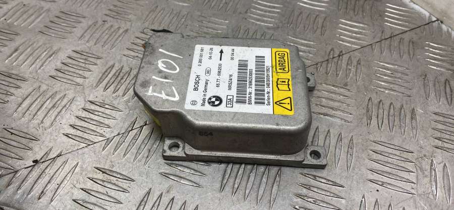 6.5776962530696E+17 Блок управления подушками безопасности  BMW X5 внедорожник 5 дв. 2005г. | Фото № 1  6.5776962530696E+17 Блок управления подушками безопасности  BMW X5 внедорожник 5 дв. 2005г. - Фото 1