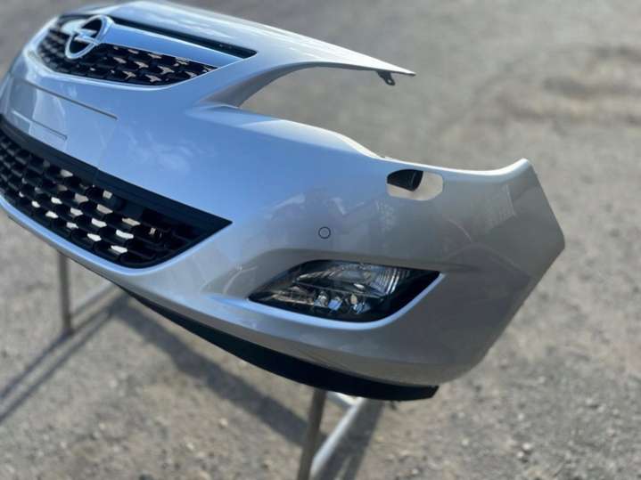 Бампер передний  Opel Astra J (2009-2012) 2009г. | Фото № 6   Бампер передний  Opel Astra J (2009-2012) 2009г. - Фото 6