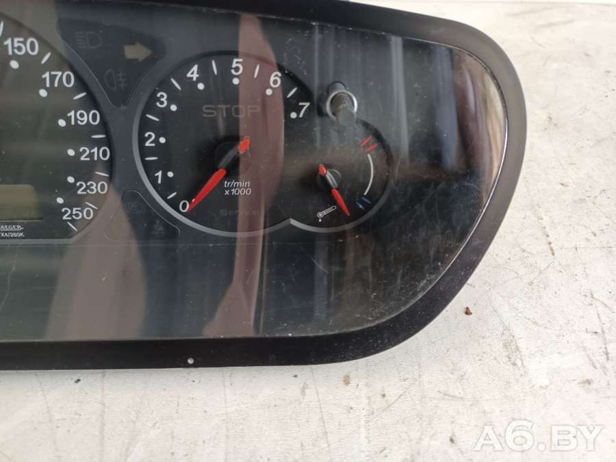 9632895080 Щиток приборов (приборная панель) Citroen C5 1 2004г. | Фото № 4 9632895080 Щиток приборов (приборная панель) Citroen C5 1 2004г. - Фото 4