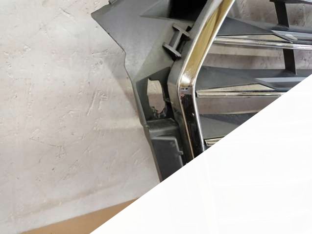 8W0853651AB Решетка радиатора  Audi A4 B9 (2015-2019) 2015г. | Фото № 7   8W0853651AB Решетка радиатора  Audi A4 B9 (2015-2019) 2015г. - Фото 7