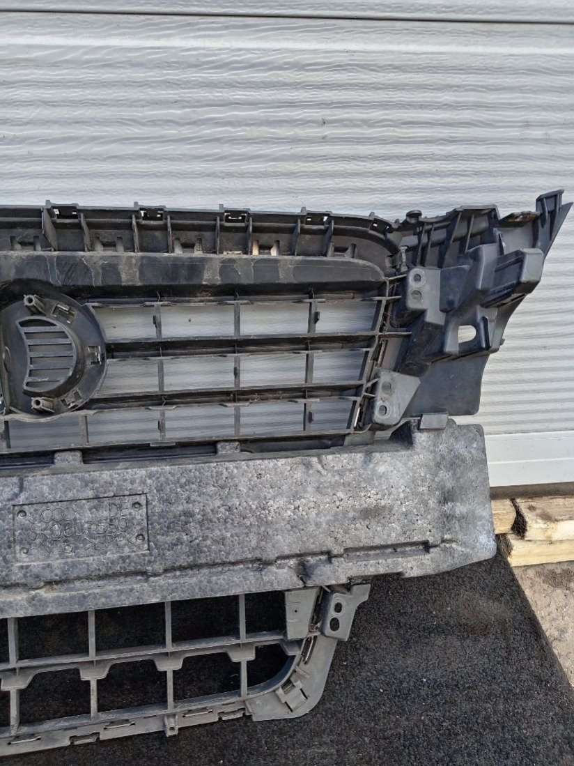 8K0853651 Решетка радиатора  Audi A4 B8 2008г. | Фото № 19  8K0853651 Решетка радиатора  Audi A4 B8 2008г. - Фото 19