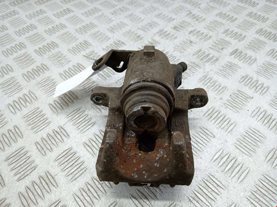 Суппорт задний левый Skoda Octavia 1U (1996-2010) Универсал 2003г. | Фото № 5 Суппорт задний левый Skoda Octavia 1U (1996-2010) Универсал 2003г. - Фото 5