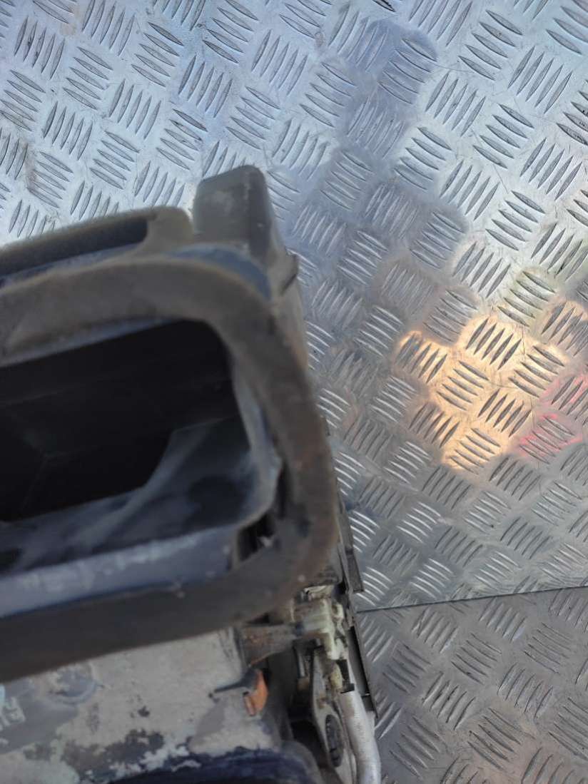 Корпус печки Audi A6 C5 (S6,RS6) 2002г. | Фото № 8 Корпус печки Audi A6 C5 (S6,RS6) 2002г. - Фото 8