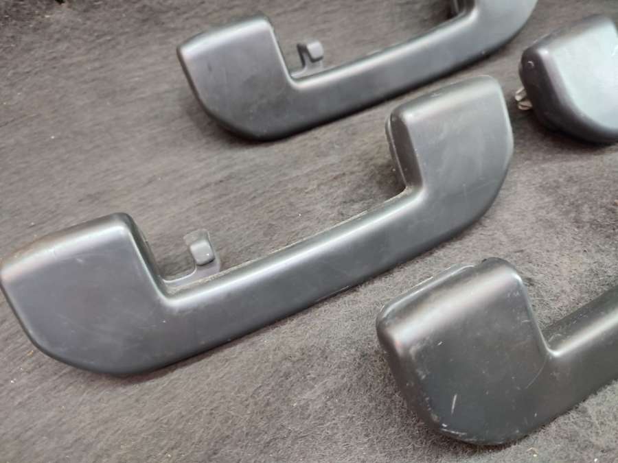 Ручка внутренняя потолочная Peugeot 3008 2 2018г. | Фото № 7 Ручка внутренняя потолочная Peugeot 3008 2 2018г. - Фото 7