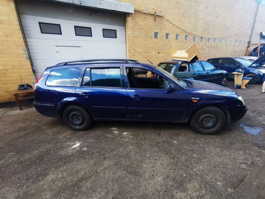 U2001 Катушка зажигания Ford Mondeo 3 (2000-2007) Универсал 2002г. | Фото № 12 U2001 Катушка зажигания Ford Mondeo 3 (2000-2007) Универсал 2002г. - Фото 12