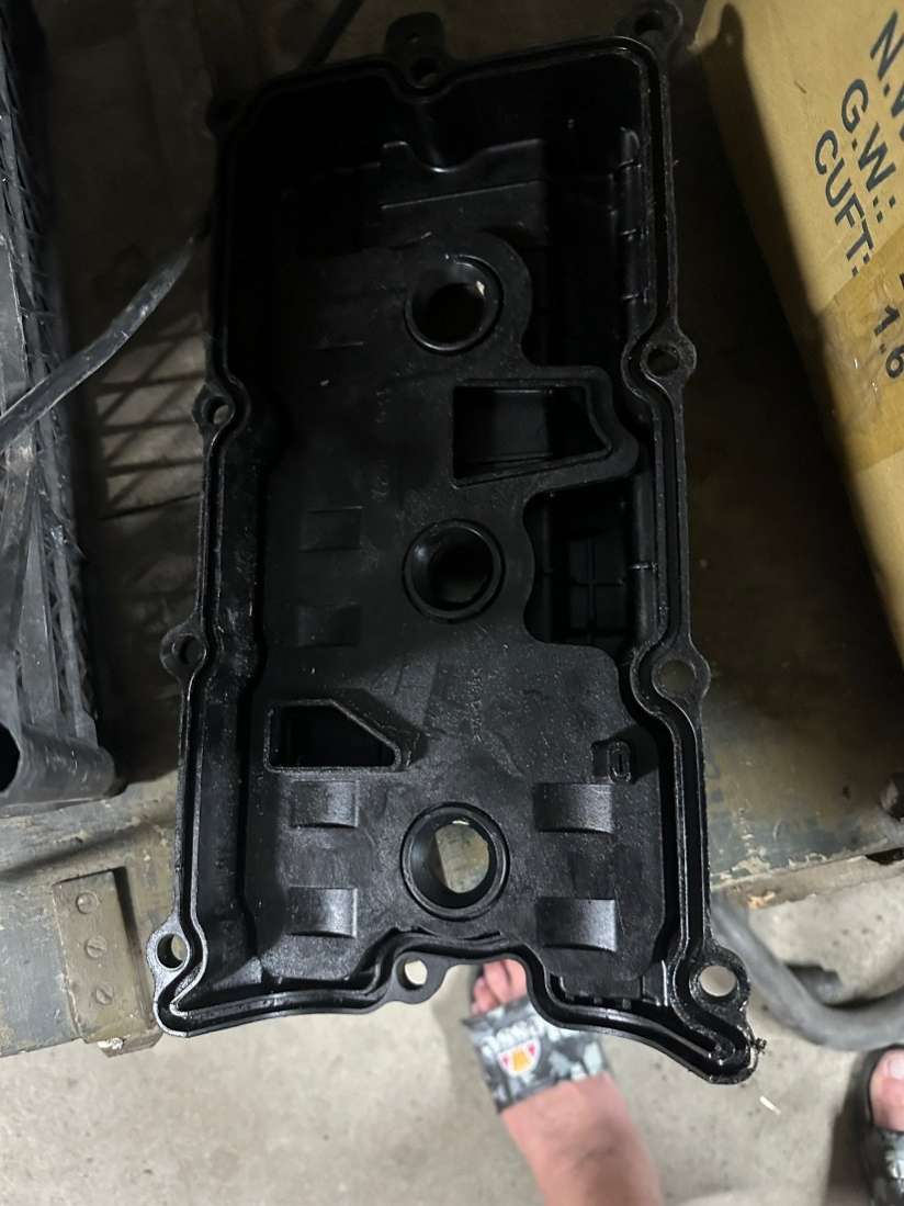 Клапанная крышка Nissan Murano Z50 2005г. | Фото № 2 Клапанная крышка Nissan Murano Z50 2005г. - Фото 2