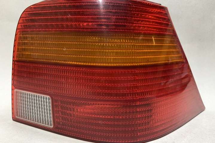 1J6945257 Фонарь задний правый  Volkswagen Golf 4 поколение (1997-2004) 1997г. | Фото № 5  1J6945257 Фонарь задний правый  Volkswagen Golf 4 поколение (1997-2004) 1997г. - Фото 5