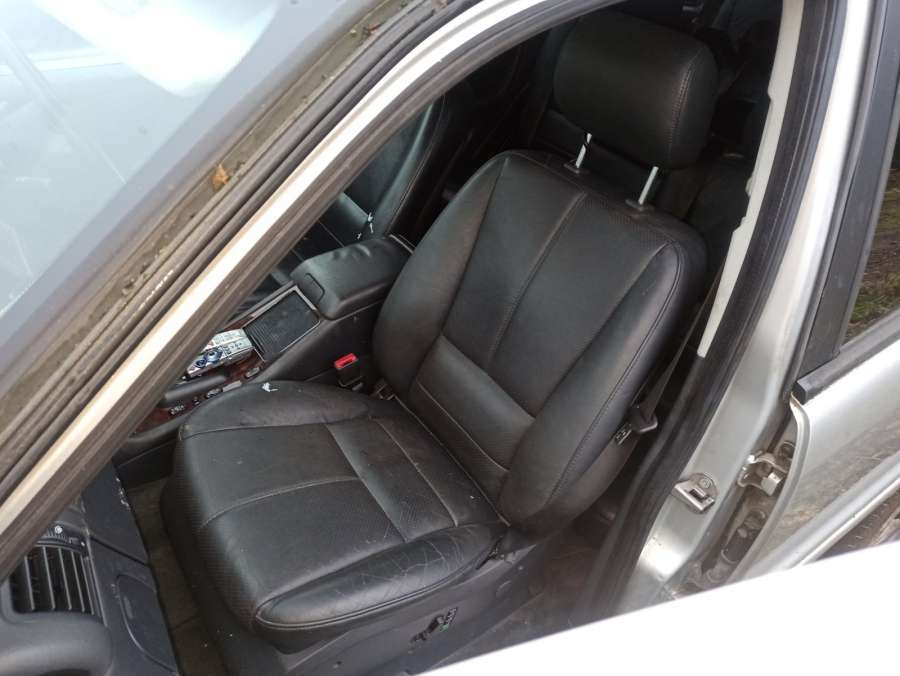 03100620 Кнопка подогрева (обогрева) сидений Mercedes ML-Class (W163) (1997-2005) Внедорожник 5дв. 2002г. | Фото № 6 03100620 Кнопка подогрева (обогрева) сидений Mercedes ML-Class (W163) (1997-2005) Внедорожник 5дв. 2002г. - Фото 6