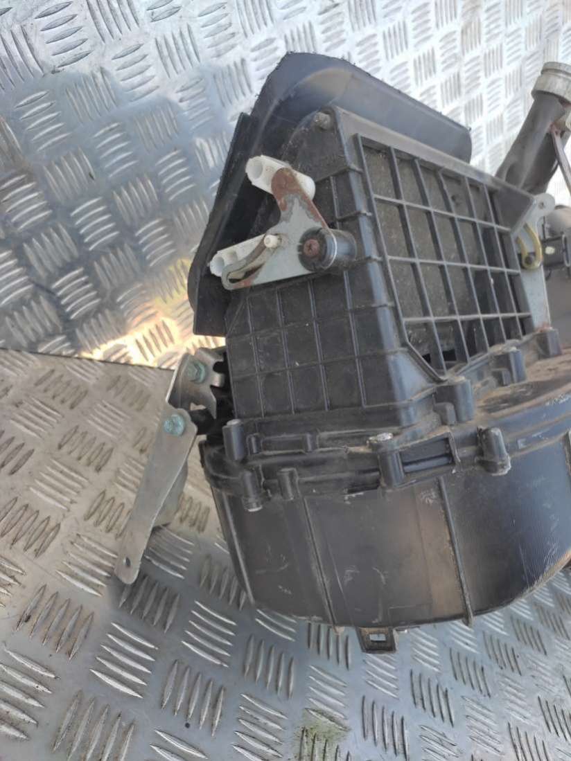 Корпус печки Audi A6 C5 (S6,RS6) 2002г. | Фото № 7 Корпус печки Audi A6 C5 (S6,RS6) 2002г. - Фото 7