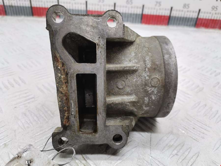 Корпус масляного фильтра Ford Mondeo 3 (2000-2007) Универсал 2004г. | Фото № 6 Корпус масляного фильтра Ford Mondeo 3 (2000-2007) Универсал 2004г. - Фото 6