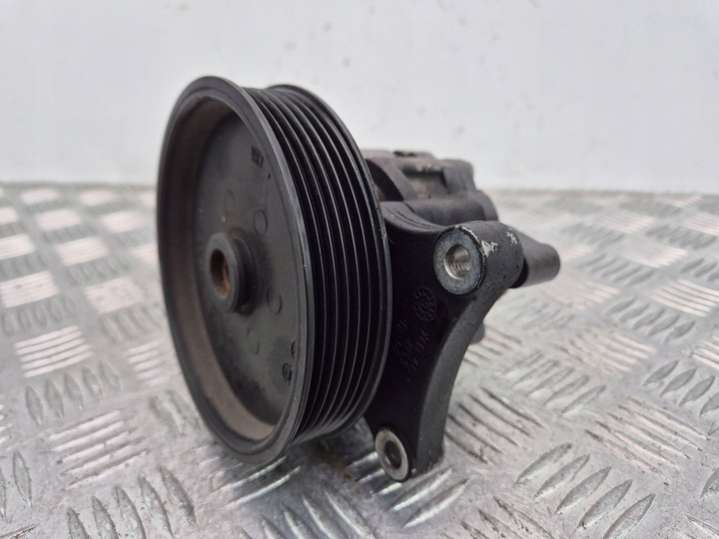 A0054668201 Насос гидроусилителя руля  Mercedes C W204/S204 (2007-2012) 2007г. | Фото № 2  A0054668201 Насос гидроусилителя руля  Mercedes C W204/S204 (2007-2012) 2007г. - Фото 2