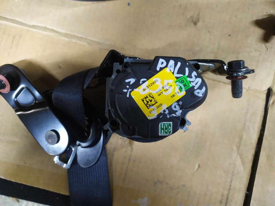 Ремень безопасности задний центральный Hyundai Palisade 2018- 2021г. | Фото № 1 Ремень безопасности задний центральный Hyundai Palisade 2018- 2021г. - Фото 1