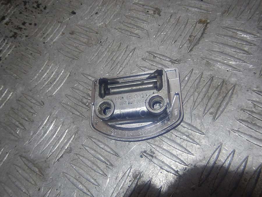 1K0864203 Крепеж (сопут.товар)  Volkswagen Touareg 0000г. | Фото № 2  1K0864203 Крепеж (сопут.товар)  Volkswagen Touareg 0000г. - Фото 2