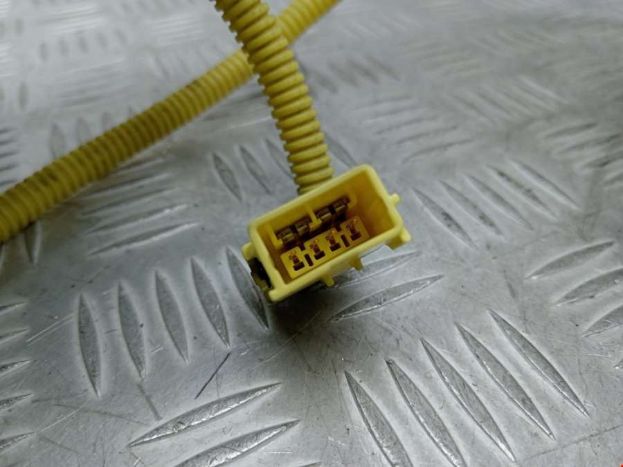 7BBN3521 Подушка безопасности пассажирская (в торпедо) Toyota Land Cruiser Prado 3 (J120) (2002-2009) Внедорожни 2003г. | Фото № 5 7BBN3521 Подушка безопасности пассажирская (в торпедо) Toyota Land Cruiser Prado 3 (J120) (2002-2009) Внедорожни 2003г. - Фото 5