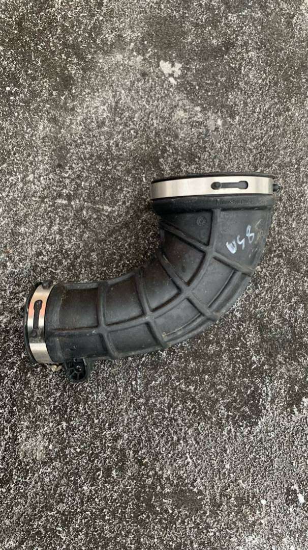 84662689 Патрубок воздушного фильтра  Buick Envision 2 внедорожник 5 дв. 2021г. | Фото № 1  84662689 Патрубок воздушного фильтра  Buick Envision 2 внедорожник 5 дв. 2021г. - Фото 1