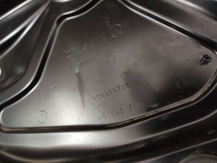 3C4839756D Стеклоподъемник правый задний  Volkswagen Passat B6 2006г. | Фото № 3  3C4839756D Стеклоподъемник правый задний  Volkswagen Passat B6 2006г. - Фото 3