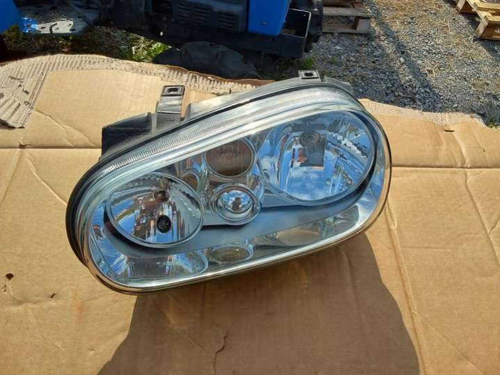 1J1941015B Фара левая Volkswagen Golf 4 поколение (1997-2004) 1997г. | Фото № 1 1J1941015B Фара левая Volkswagen Golf 4 поколение (1997-2004) 1997г. - Фото 1