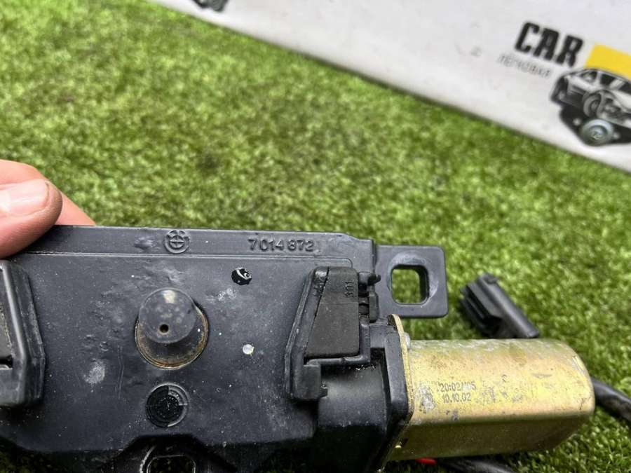 7014872  Замок багажника   BMW 7 E65/E66 2004г. | Фото № 7  7014872  Замок багажника   BMW 7 E65/E66 2004г. - Фото 7