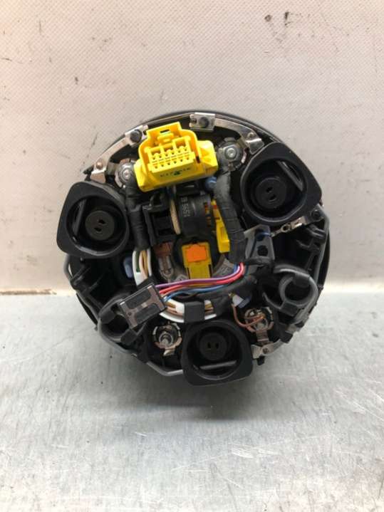 8W0880201D Подушка безопасности Audi A4 B9 (2015-2019) 2015г. | Фото № 4 8W0880201D Подушка безопасности Audi A4 B9 (2015-2019) 2015г. - Фото 4