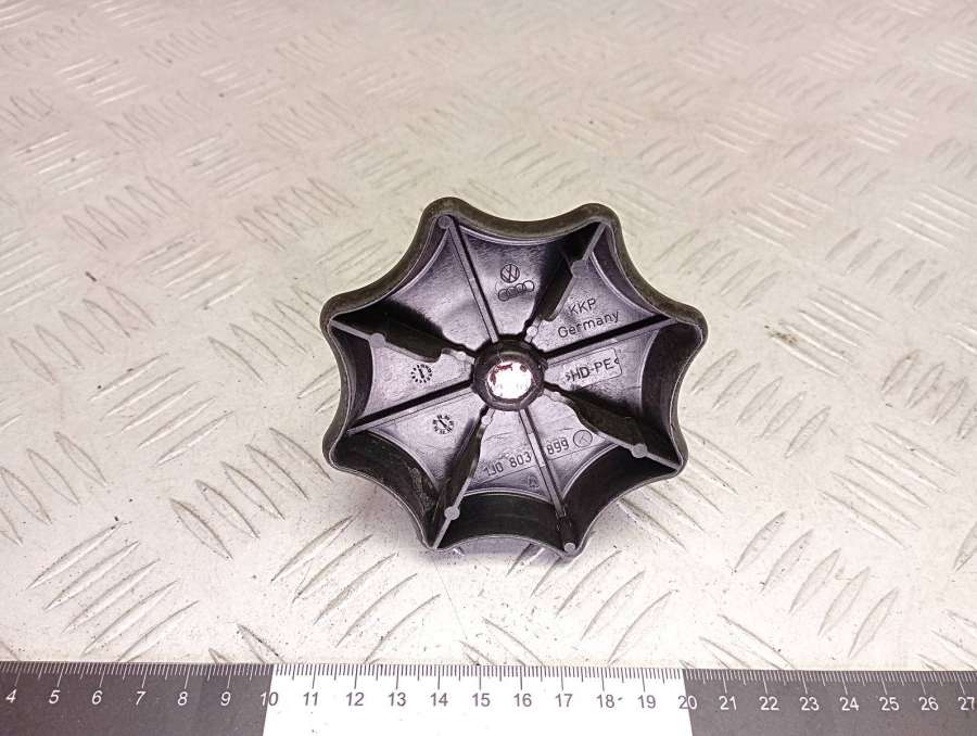 1J0803899K Крепление запаски  Volkswagen Golf 4 2004г. | Фото № 2  1J0803899K Крепление запаски  Volkswagen Golf 4 2004г. - Фото 2