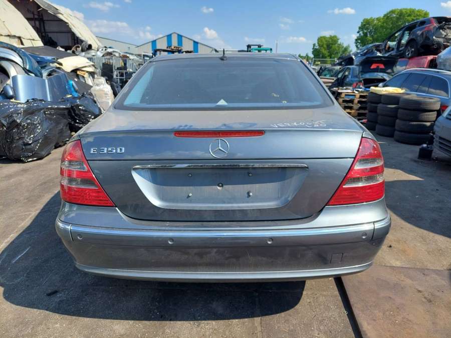 A2720780249 Форсунка бензиновая электрическая Mercedes E-Class (W211) (2002-2009) Седан 2004г. | Фото № 14 A2720780249 Форсунка бензиновая электрическая Mercedes E-Class (W211) (2002-2009) Седан 2004г. - Фото 14