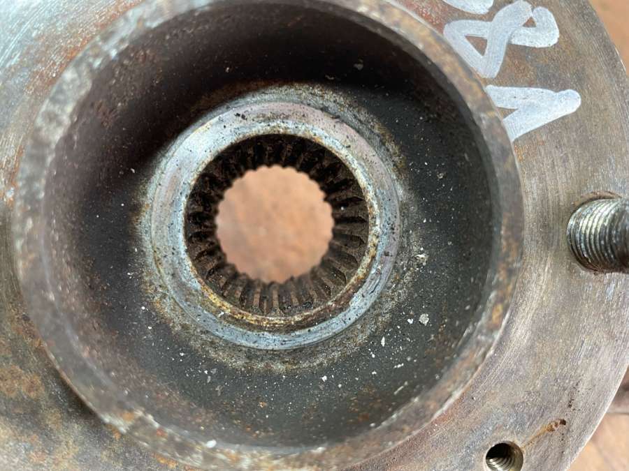 Ступица передняя левая  Peugeot 308 T7 2009г. | Фото № 6   Ступица передняя левая  Peugeot 308 T7 2009г. - Фото 6