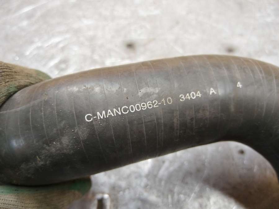 Патрубок интеркулера Renault Scenic Минивэн 2005г. | Фото № 1 Патрубок интеркулера Renault Scenic Минивэн 2005г. - Фото 1