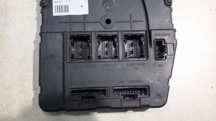 8200412548S118400150F Блок управления двигателем  Renault Megane 2 поколение (2002-2006) 2002г. | Фото № 5  8200412548S118400150F Блок управления двигателем  Renault Megane 2 поколение (2002-2006) 2002г. - Фото 5