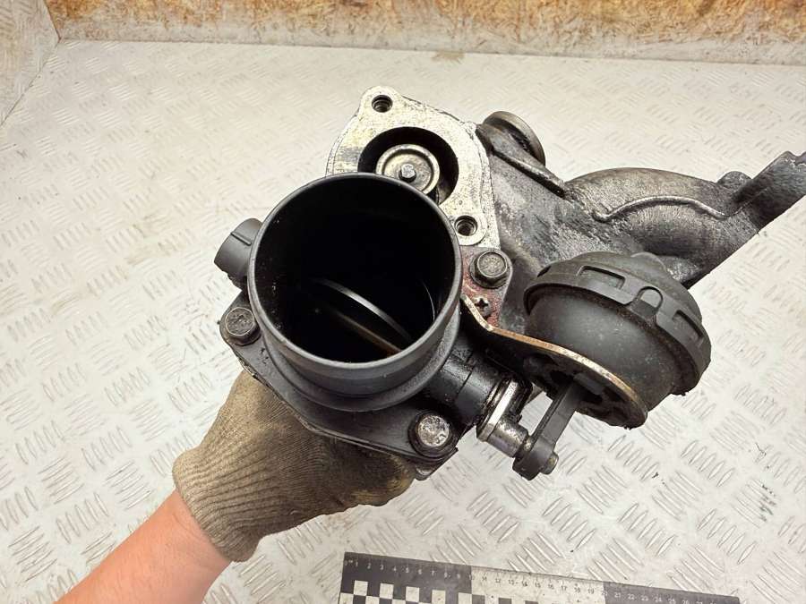 8200145096 Коллектор впускной Volvo V40 2001г. | Фото № 4 8200145096 Коллектор впускной Volvo V40 2001г. - Фото 4