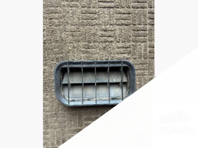 Решетка вентиляции кузова Audi A4 1998г. | Фото № 1 Решетка вентиляции кузова Audi A4 1998г. - Фото 1