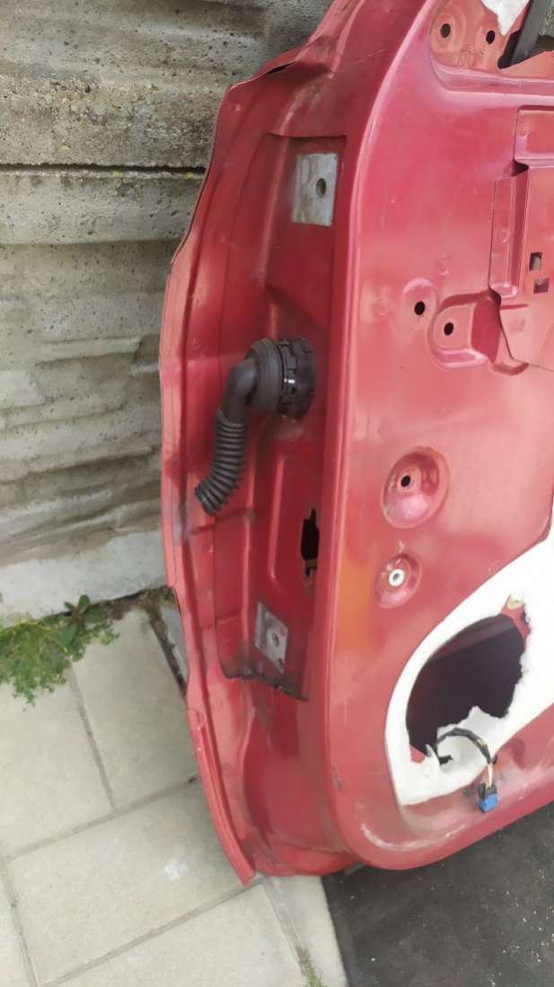 Дверь передняя правая Citroen Xsara Picasso 2001г. | Фото № 9 Дверь передняя правая Citroen Xsara Picasso 2001г. - Фото 9