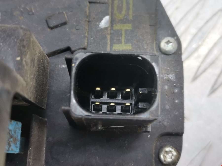 Замок двери задней правой Opel Antara (L07) (2006-2017) Внедорожник 5дв. 2007г. | Фото № 4 Замок двери задней правой Opel Antara (L07) (2006-2017) Внедорожник 5дв. 2007г. - Фото 4