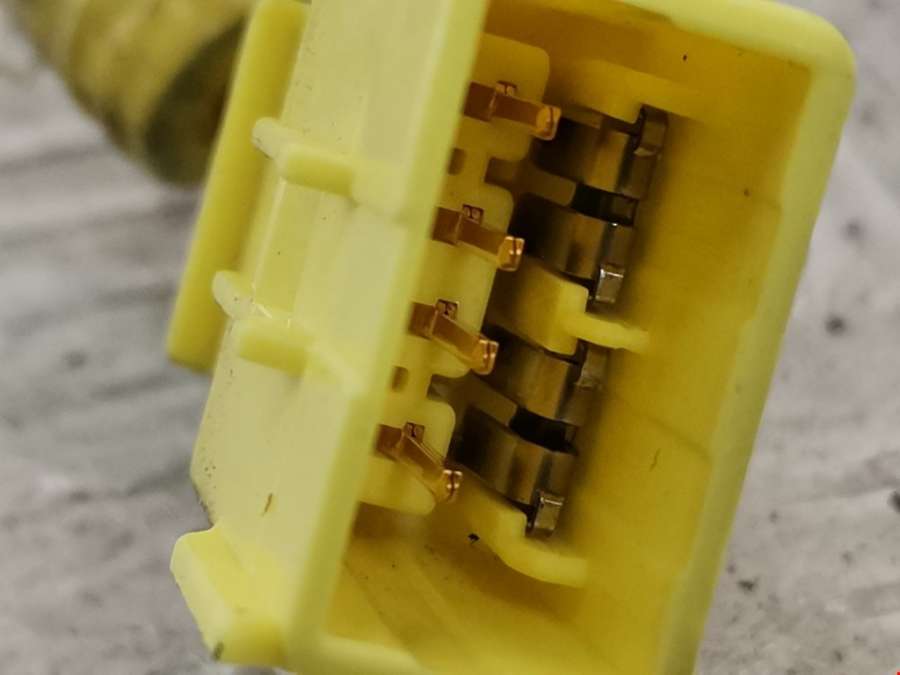 Подушка безопасности пассажирская (в торпедо) Toyota Prius 2 (XW20) (2003-2009) Хетчбэк 5дв. 2008г. | Фото № 4 Подушка безопасности пассажирская (в торпедо) Toyota Prius 2 (XW20) (2003-2009) Хетчбэк 5дв. 2008г. - Фото 4