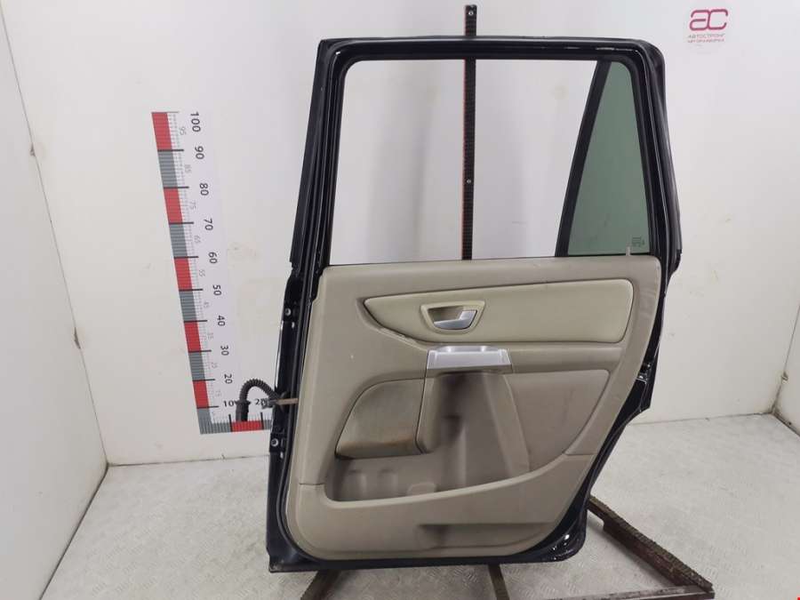 Дверь задняя правая Volvo XC90 1 (2002-2014) Внедорожник 5дв. 2005г. | Фото № 7 Дверь задняя правая Volvo XC90 1 (2002-2014) Внедорожник 5дв. 2005г. - Фото 7