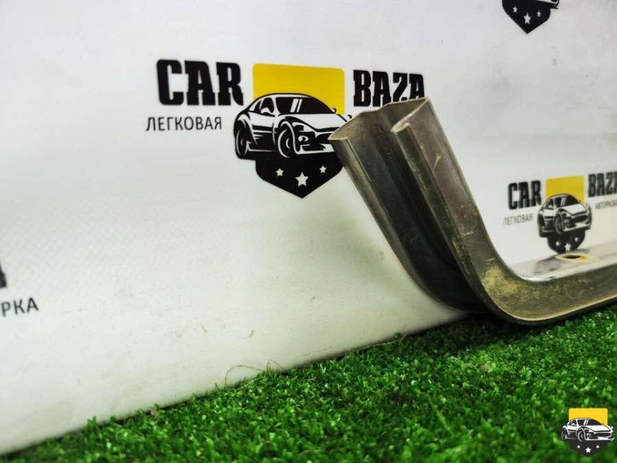 2K0843872 Направляющая сдвижной двери  Volkswagen Caddy 2010г. | Фото № 4  2K0843872 Направляющая сдвижной двери  Volkswagen Caddy 2010г. - Фото 4