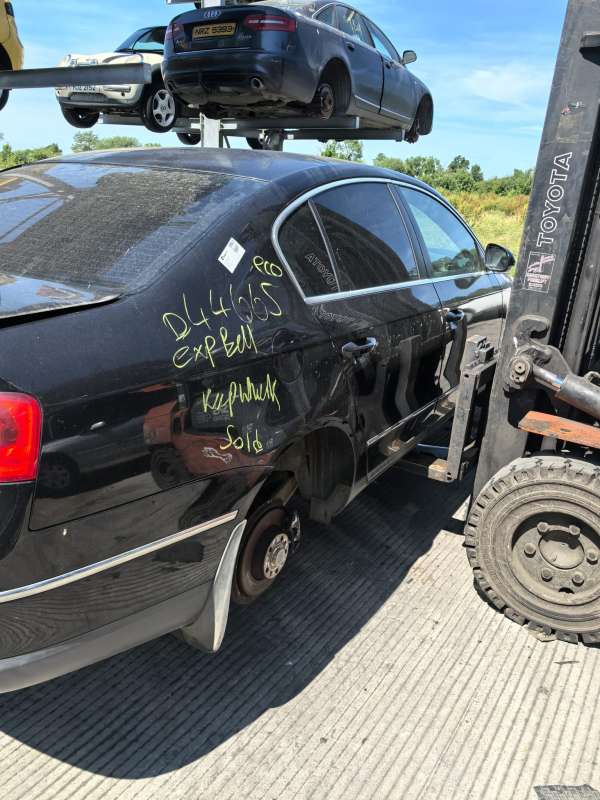 Диск тормозной передний  VOLKSWAGEN PASSAT B6 2005г. | Фото № 5   Диск тормозной передний  VOLKSWAGEN PASSAT B6 2005г. - Фото 5