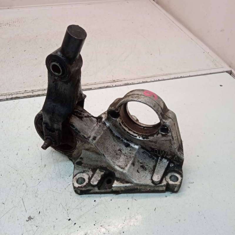 9630604180 Кронштейн полуоси Peugeot 307 2007г. | Фото № 3 9630604180 Кронштейн полуоси Peugeot 307 2007г. - Фото 3