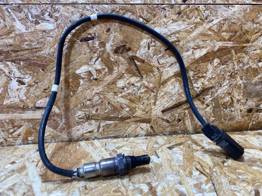 04L906262A Лямбда-зонд  Volkswagen Volkswagen Passat B8 2016 0000г. | Фото № 1  04L906262A Лямбда-зонд  Volkswagen Volkswagen Passat B8 2016 0000г. - Фото 1