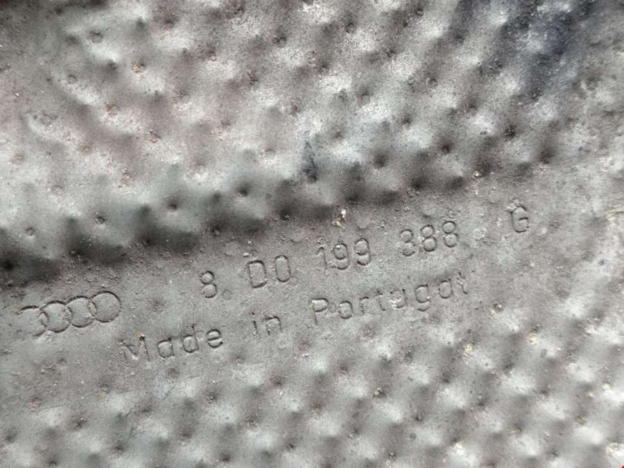 8D0199308AB Кронштейн (крепление лапа) двигателя Volkswagen Passat 5 GP (2000-2005) Универсал 2002г. | Фото № 5 8D0199308AB Кронштейн (крепление лапа) двигателя Volkswagen Passat 5 GP (2000-2005) Универсал 2002г. - Фото 5