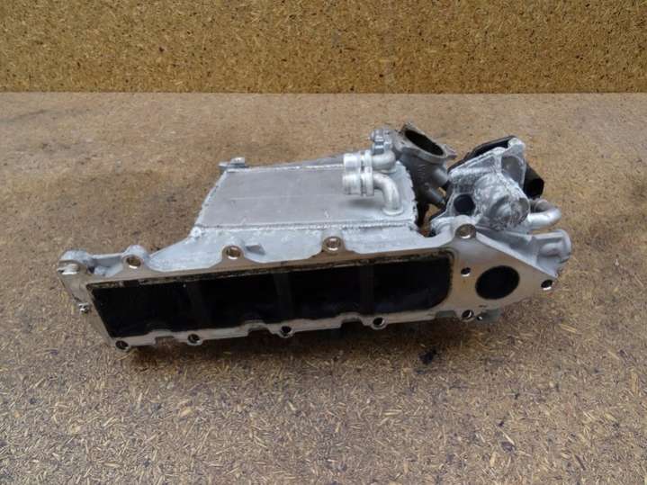 04L131501N04L129766AD04L906051C04L128527B Коллектор впускной  Audi A4 B8/8K (2007-2011) 2007г. | Фото № 3  04L131501N04L129766AD04L906051C04L128527B Коллектор впускной  Audi A4 B8/8K (2007-2011) 2007г. - Фото 3