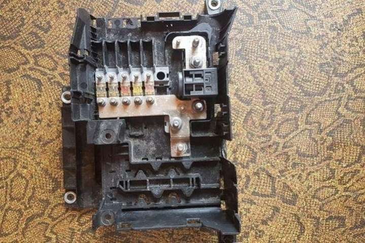 7L0937548C Блок предохранителей Audi Q7 4L (2005-2009) 2005г. | Фото № 3 7L0937548C Блок предохранителей Audi Q7 4L (2005-2009) 2005г. - Фото 3