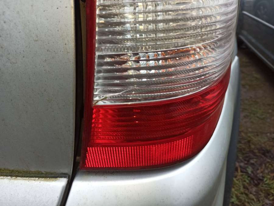 03100620 Кнопка подогрева (обогрева) сидений Mercedes ML-Class (W163) (1997-2005) Внедорожник 5дв. 2002г. | Фото № 4 03100620 Кнопка подогрева (обогрева) сидений Mercedes ML-Class (W163) (1997-2005) Внедорожник 5дв. 2002г. - Фото 4