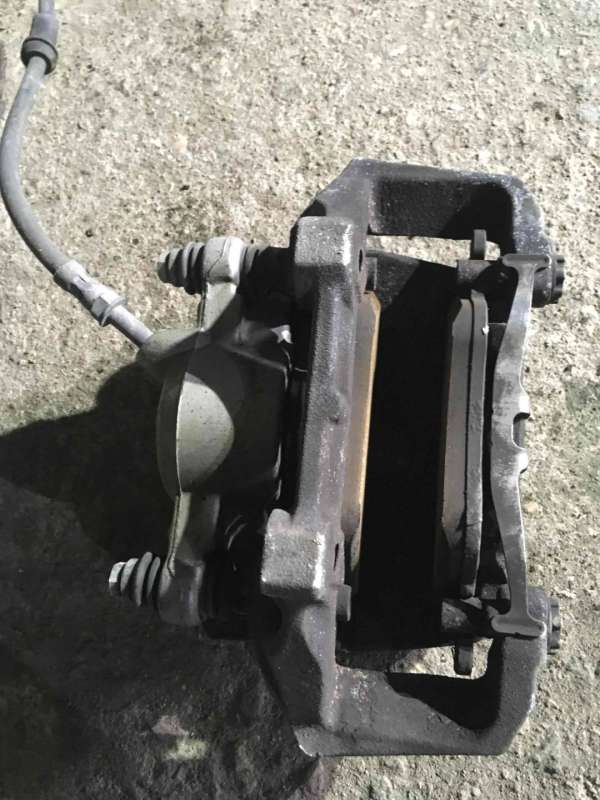 Суппорт тормозной передний левый  Mercedes-Benz E W212/S212/C207/A207 2012г. | Фото № 2   Суппорт тормозной передний левый  Mercedes-Benz E W212/S212/C207/A207 2012г. - Фото 2