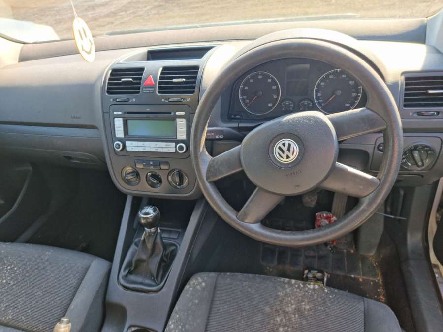 6Q0711061E Кулиса КПП Volkswagen Golf 5 (2003-2008) Хетчбэк 5дв. 2004г. | Фото № 9 6Q0711061E Кулиса КПП Volkswagen Golf 5 (2003-2008) Хетчбэк 5дв. 2004г. - Фото 9