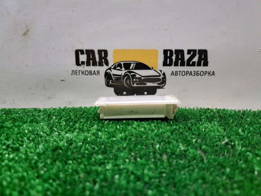 927050502  Плафон передней двери R   BMW 1 F20/F21 2014г. | Фото № 5  927050502  Плафон передней двери R   BMW 1 F20/F21 2014г. - Фото 5