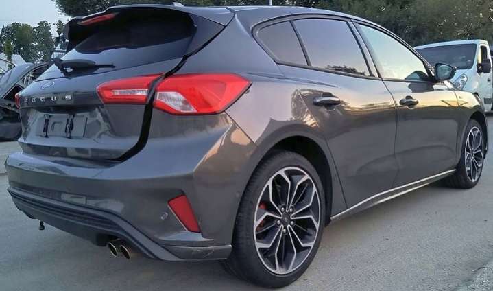 Бампер задний  Ford Focus 4 поколение (2019-2024) 2019г. | Фото № 12   Бампер задний  Ford Focus 4 поколение (2019-2024) 2019г. - Фото 12