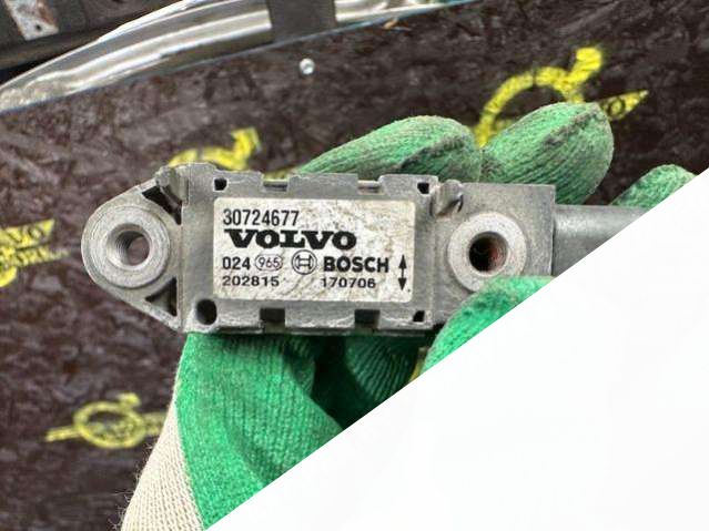 30724677 Датчик удара Volvo V70 2006г. | Фото № 3 30724677 Датчик удара Volvo V70 2006г. - Фото 3