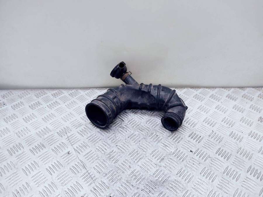 2813917700 Патрубок воздушного фильтра Hyundai Matrix FC 2003г. | Фото № 1 2813917700 Патрубок воздушного фильтра Hyundai Matrix FC 2003г. - Фото 1