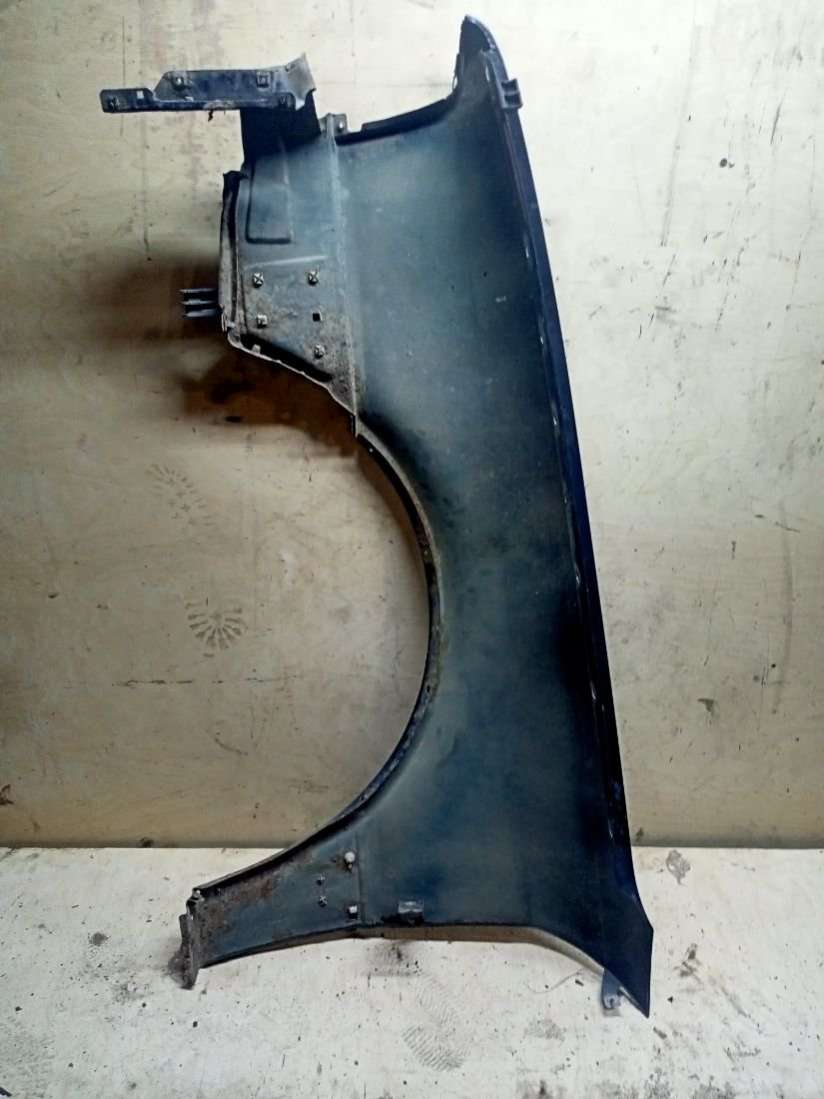 Крыло переднее правое  Audi 80 B4 1995г. | Фото № 2   Крыло переднее правое  Audi 80 B4 1995г. - Фото 2